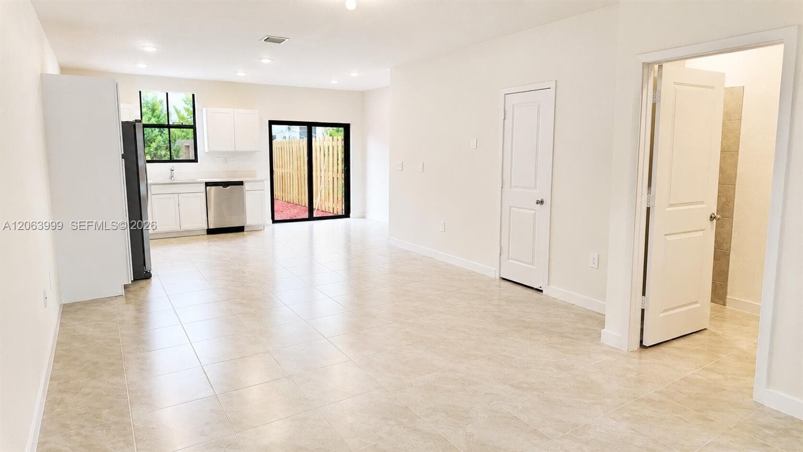1381 NE 4th Ave # 1381, Florida City FL 33034 photo 4
