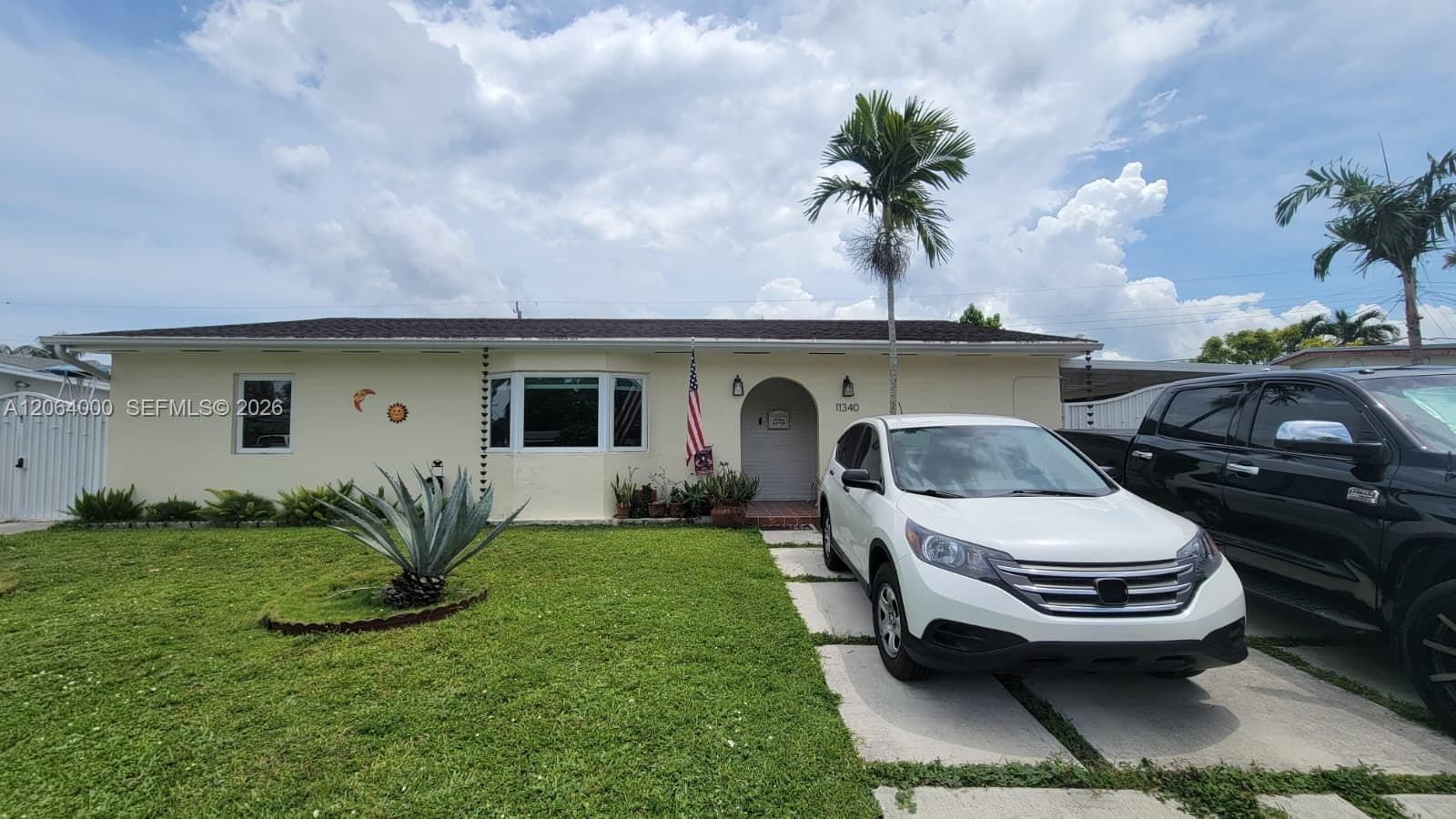 11340 SW 48th St, Miami FL 33165