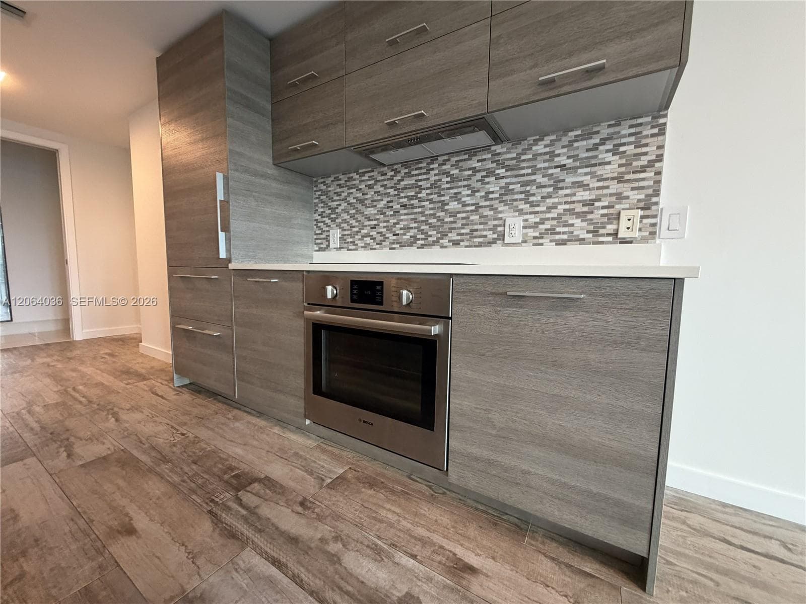 650 NE 32nd St # 802, Miami FL 33137 photo 5