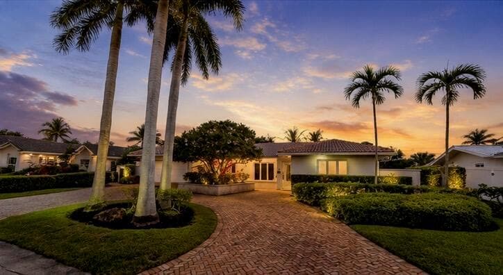 4220 NE 26TH Avenue, Lighthouse Point, FL 33064