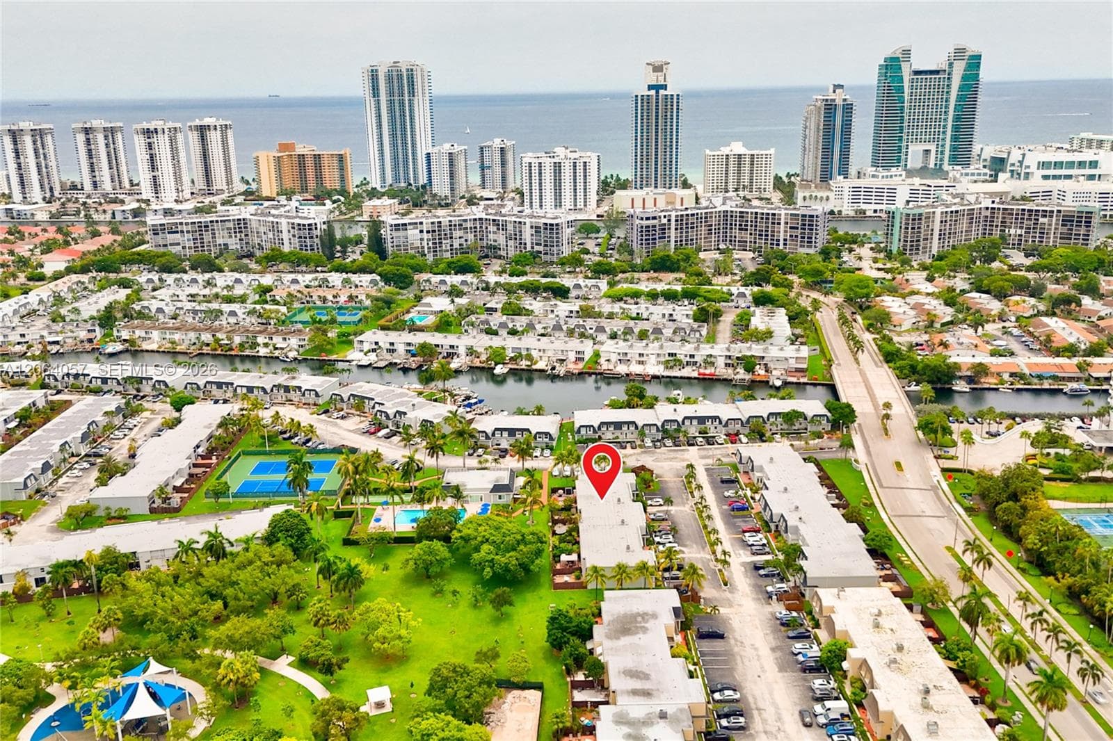 2307 NE 7th St # 40, Hallandale Beach FL 33009