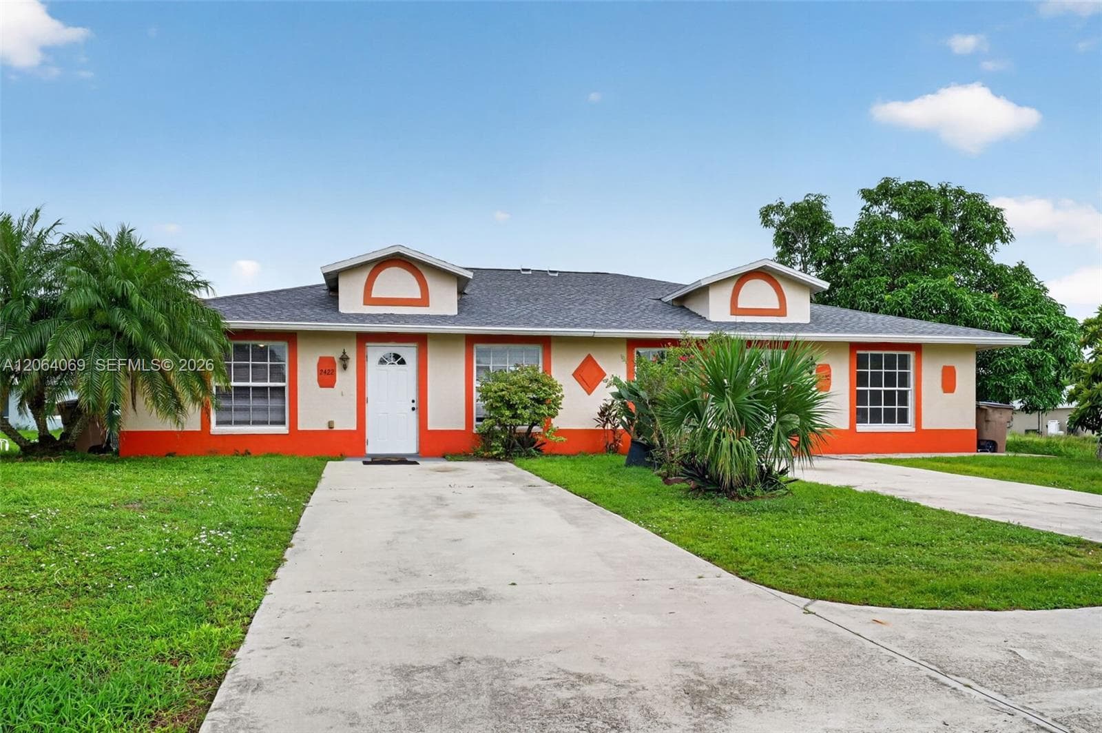 2420/2422 S Vernon, Lehigh Acres FL 33913 photo 2