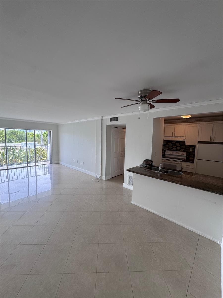 2530 SW 3rd Ave # 306, Miami FL 33129 photo 4