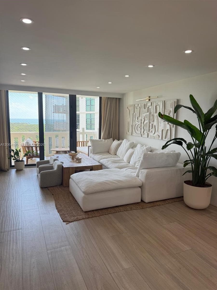 1111 Crandon Blvd # B1004, Key Biscayne FL 33149 photo 3