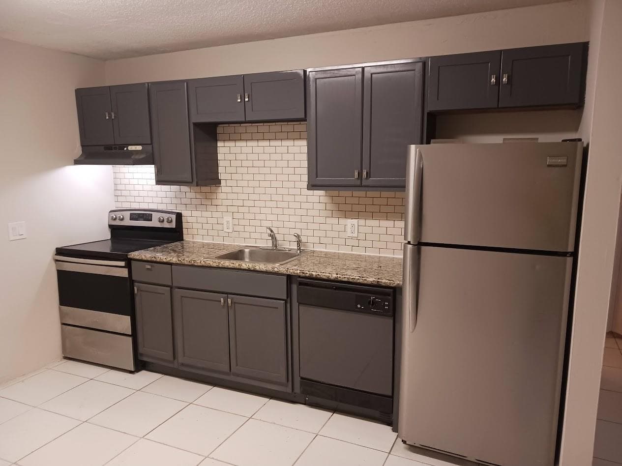 708 NW 6th Street, Hallandale Beach FL 33009 photo 2