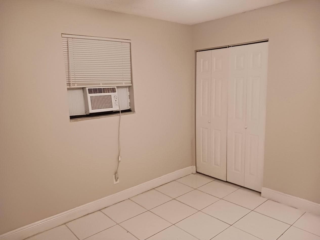 708 NW 6th Street, Hallandale Beach FL 33009 photo 5