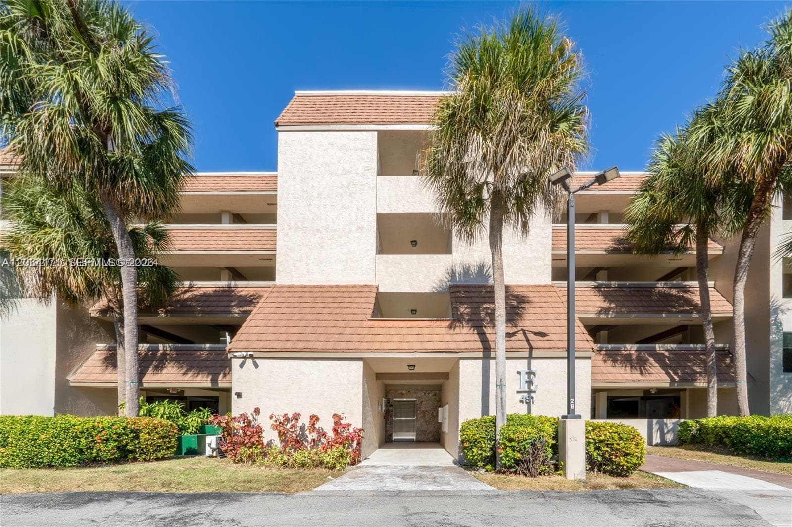 491 Ives Dairy Rd # 202-5, Miami FL 33179