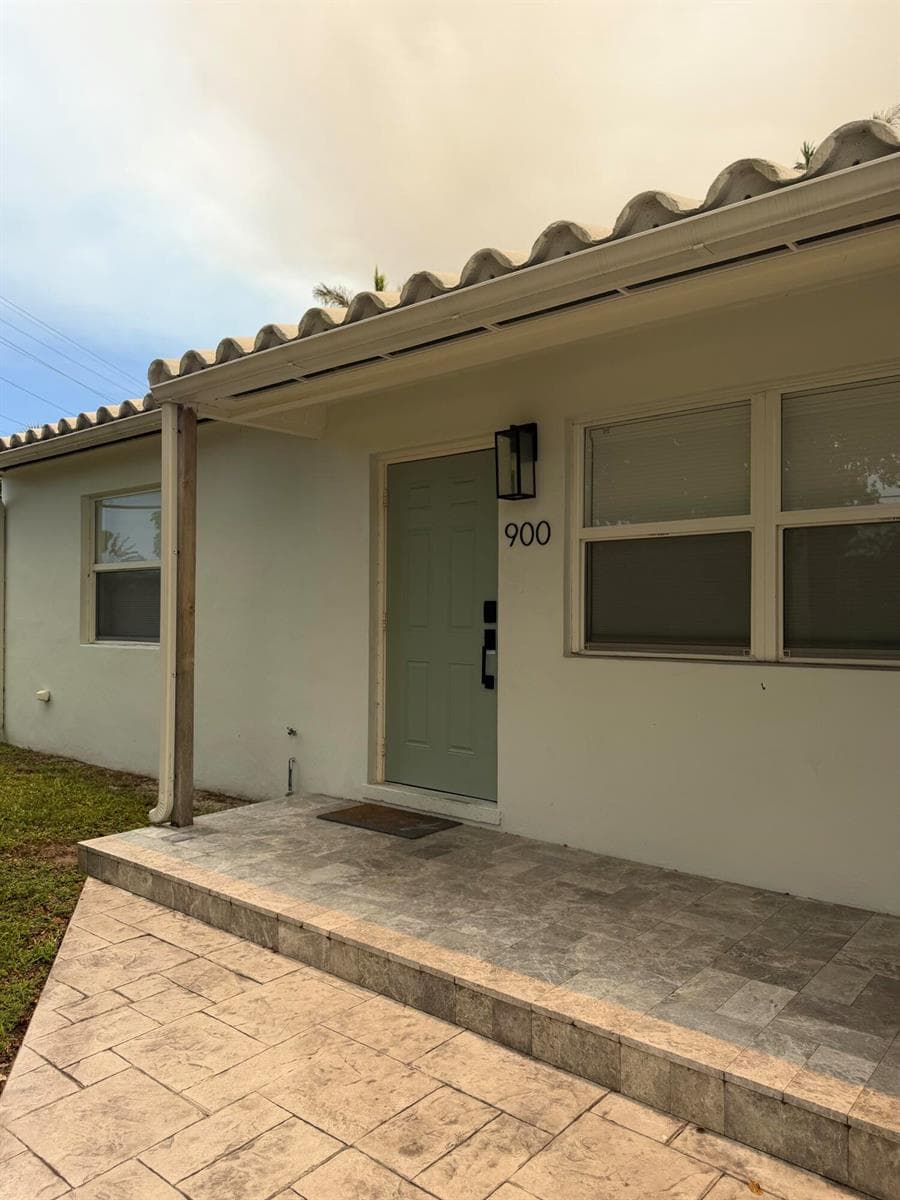 900 Citrus Isle, Fort Lauderdale FL 33315