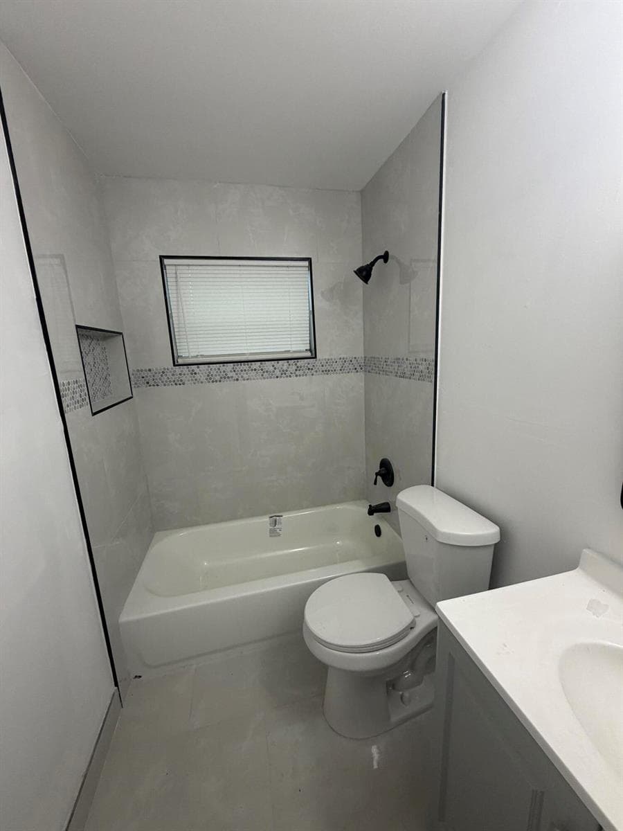 821 SW 62ND Avenue, North Lauderdale FL 33068 photo 2