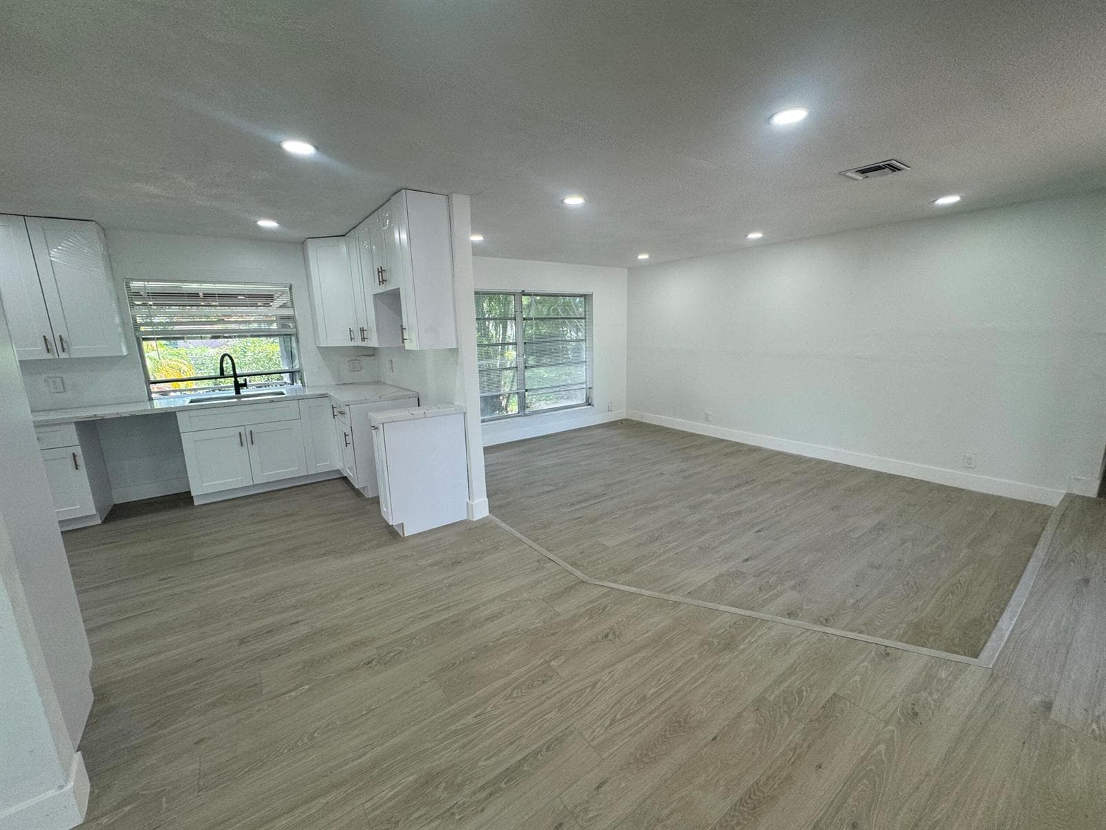 6260 SW 6TH Street, Margate FL 33068 photo 5