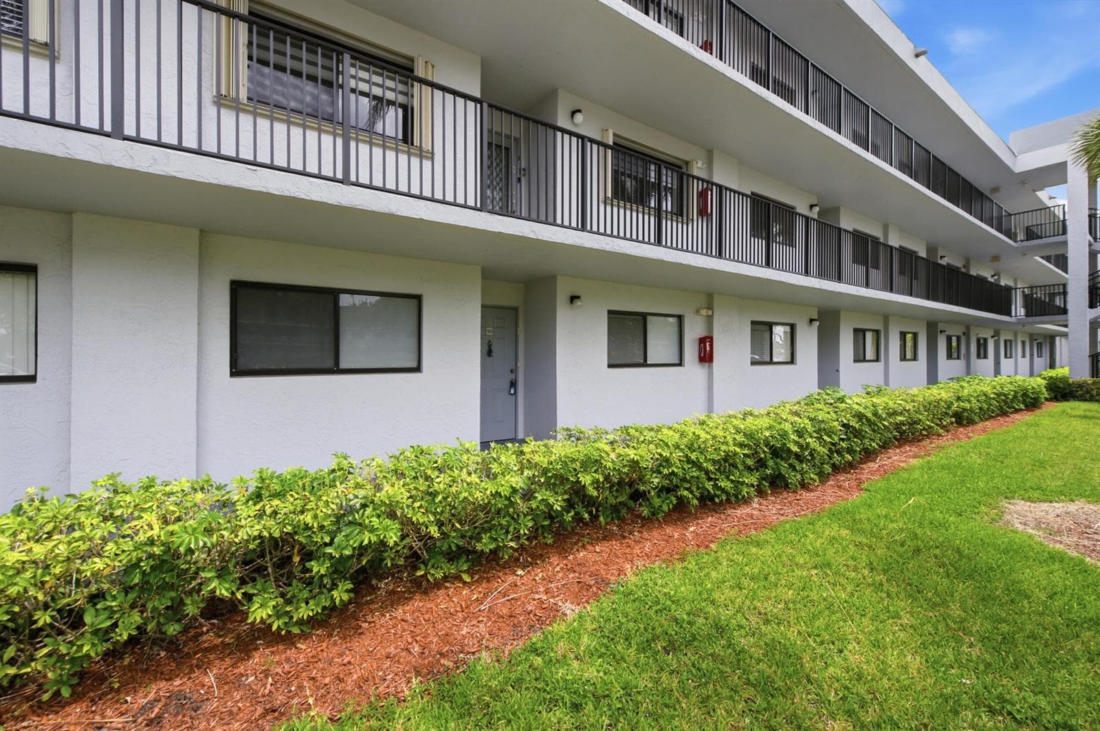 15355 Lakes Of Delray Blvd #103, Delray Beach FL 33484 photo 3