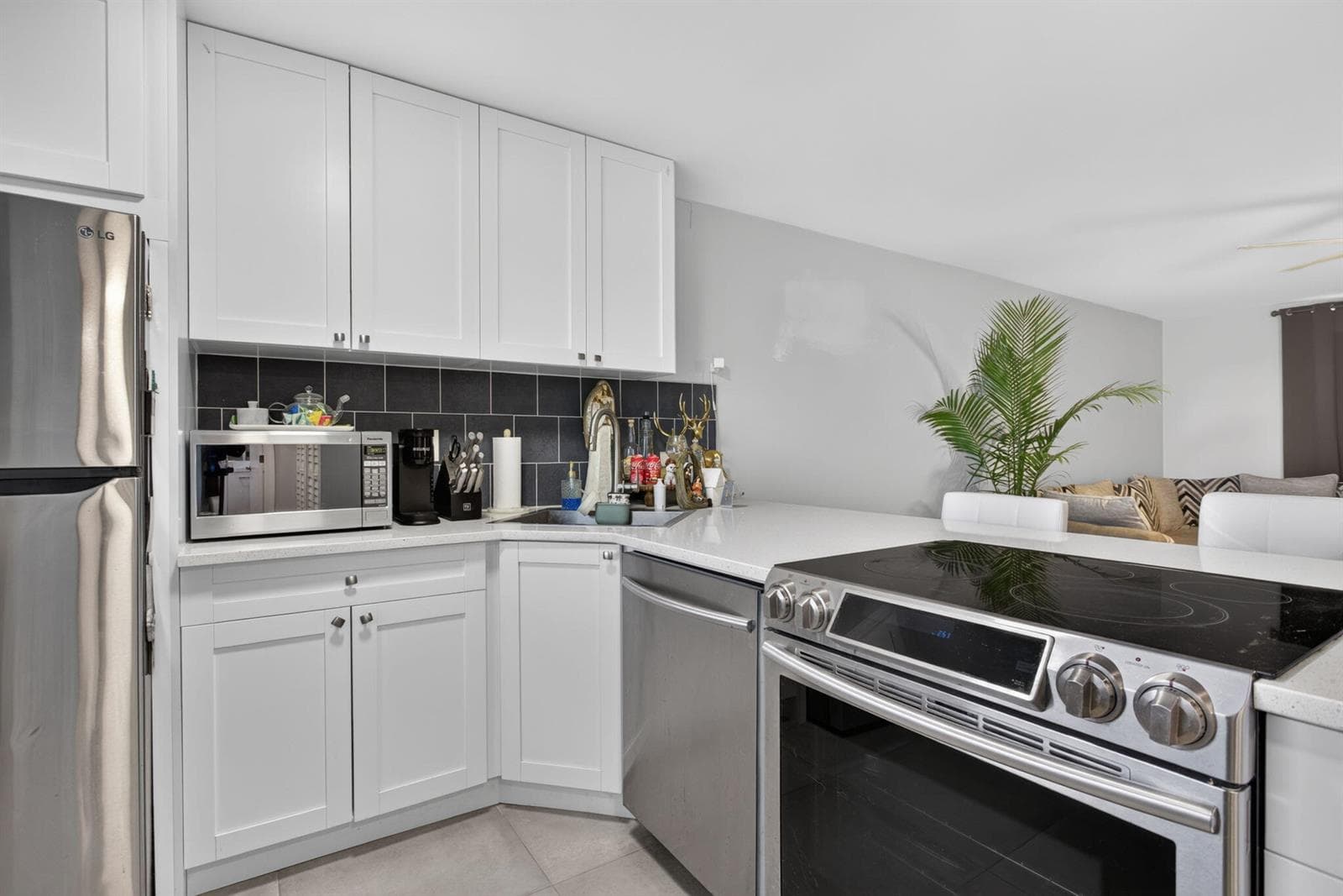 3301 NW 47th Terrace # 308, Lauderdale Lakes FL 33319 photo 4