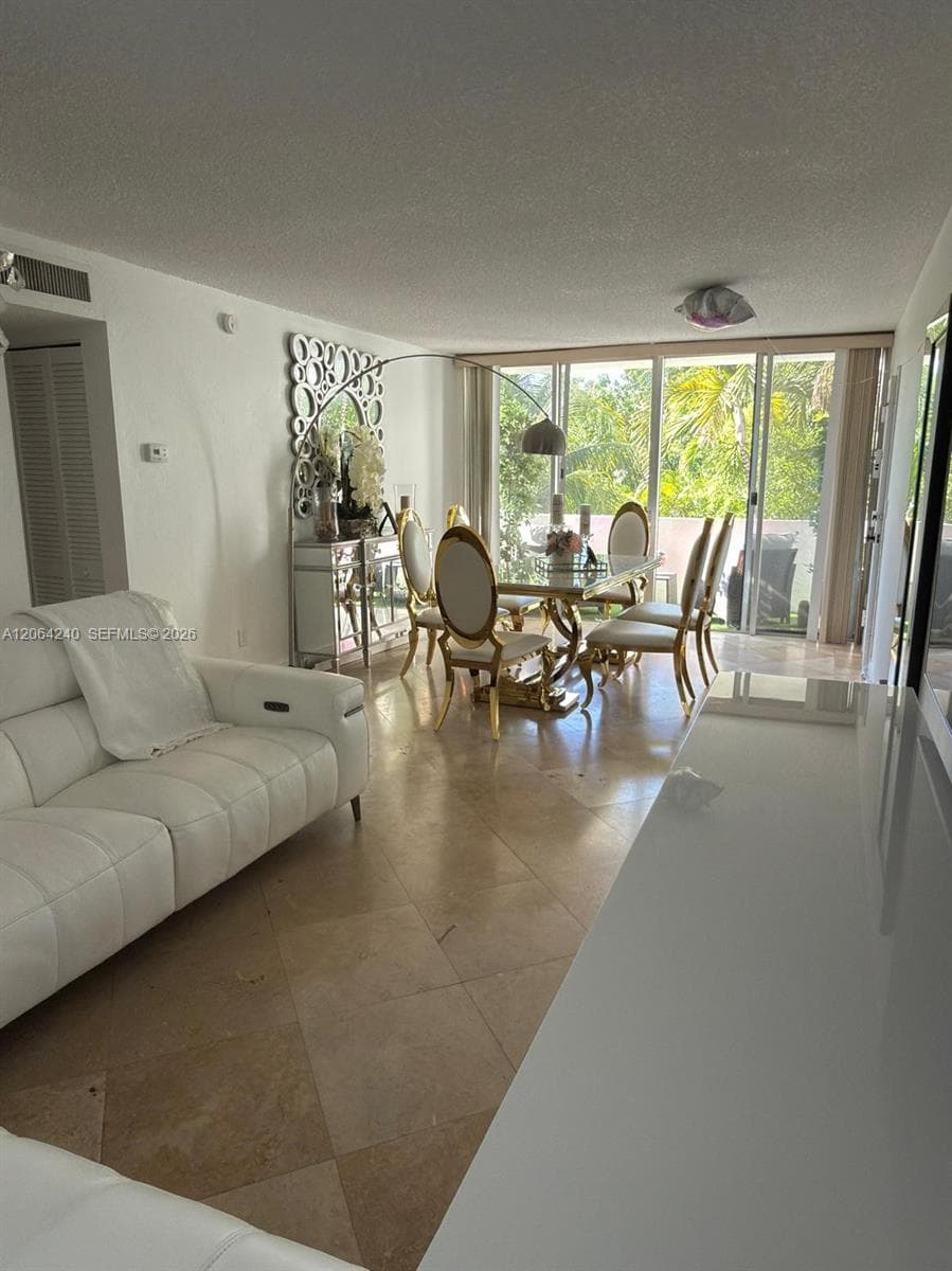 2160 SW 16th Ave # 320, Miami, FL 33145 photo 2