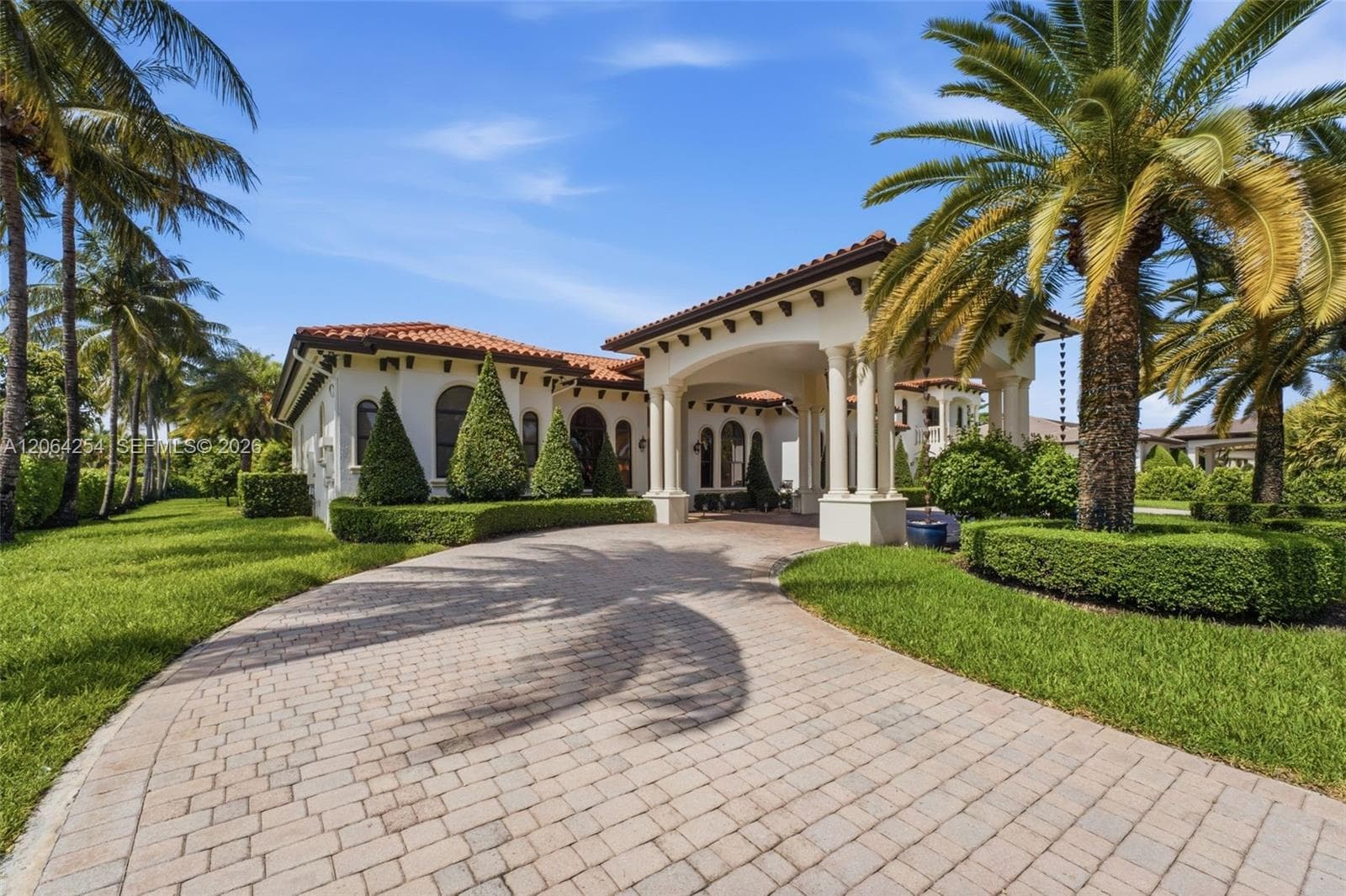 10181 NW 131st St, Hialeah Gardens FL 33018 photo 4