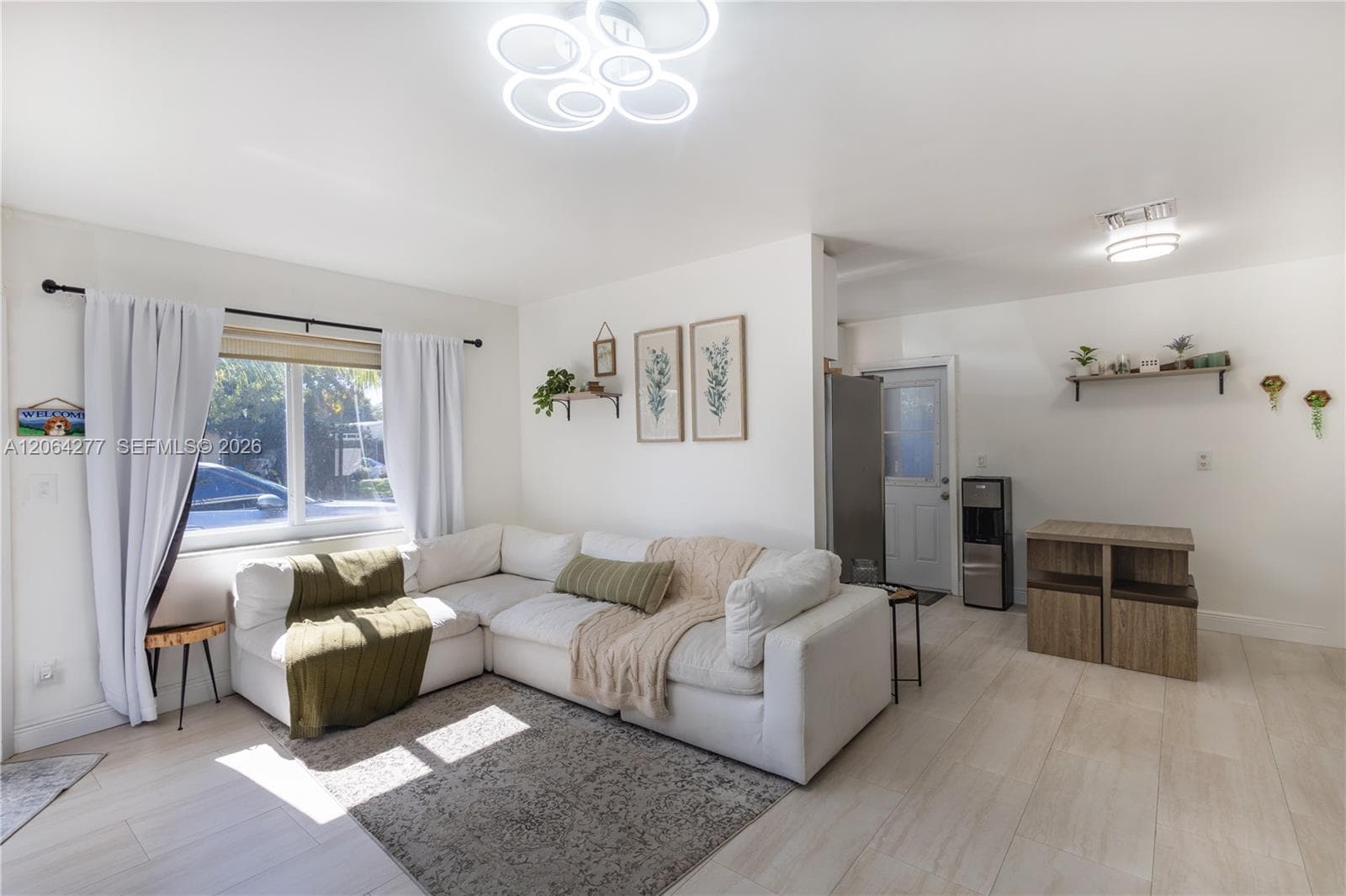 6881 Freedom St, Hollywood FL 33024 photo 4