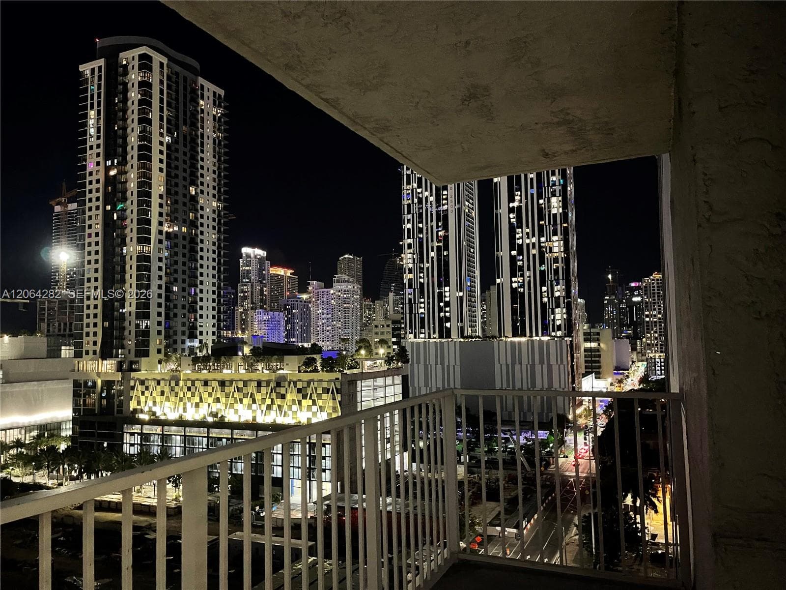 800 N Miami Ave # E-1605, Miami, FL 33136