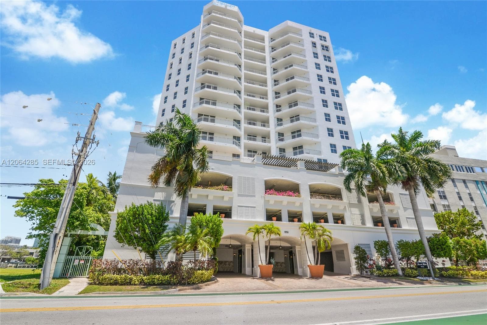 9751 E Bay Harbor Dr # 8D, Bay Harbor Islands FL 33154 photo 2