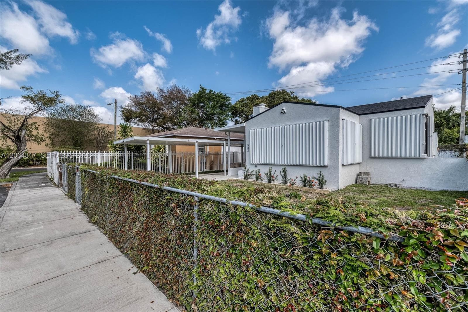 583 NW 47th Ter, Miami FL 33127 photo 3