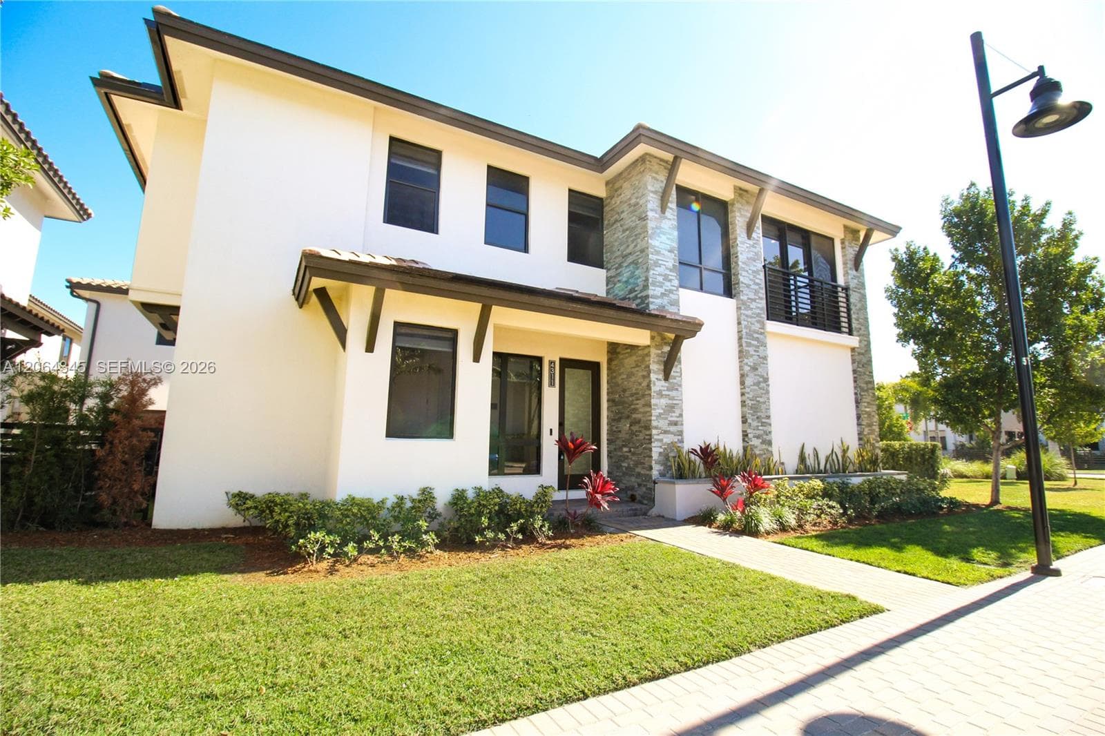 4311 NW 82nd Ave, Doral FL 33166