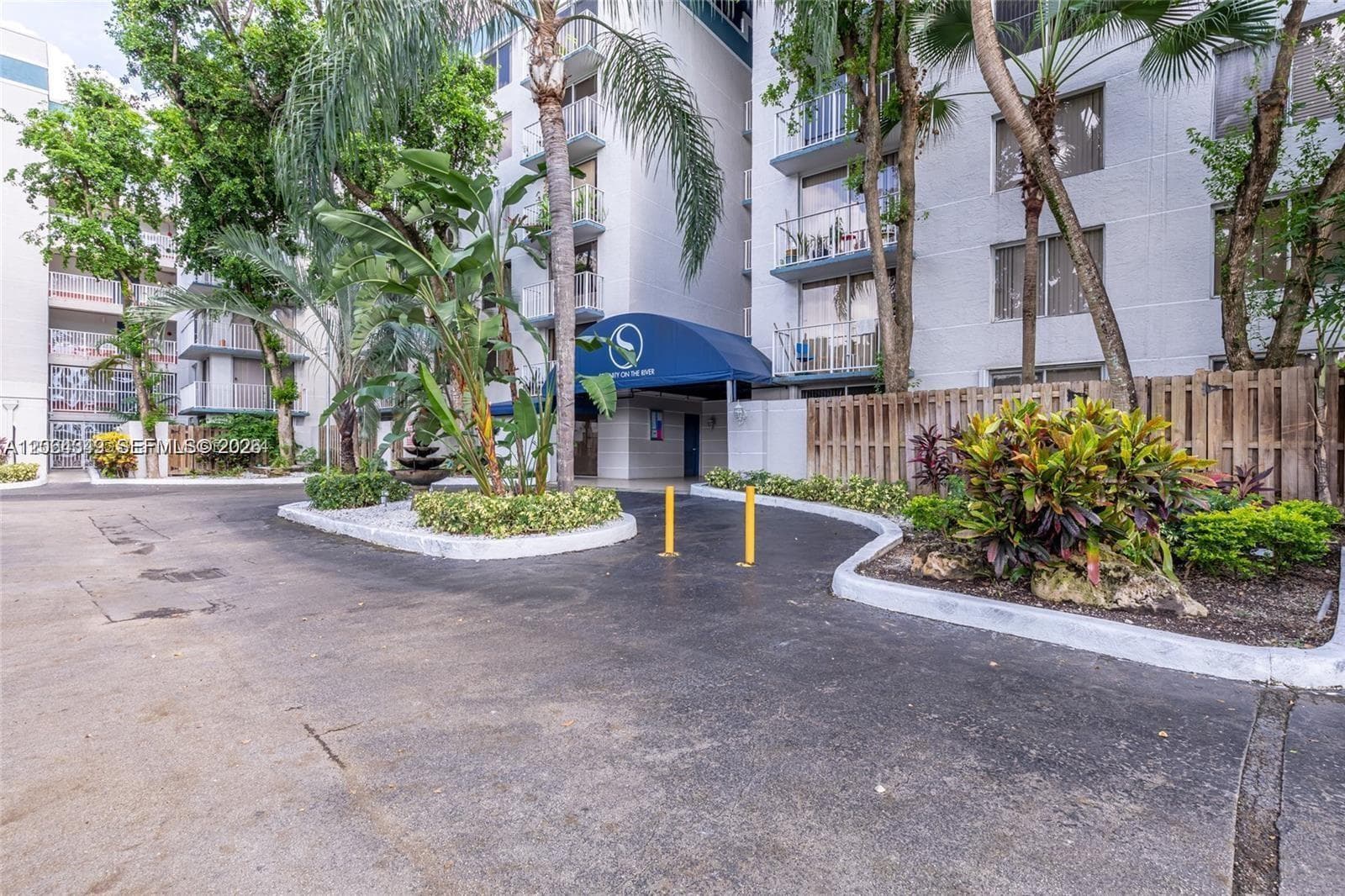 1740 NW N River Dr # 419, Miami FL 33125 photo 2