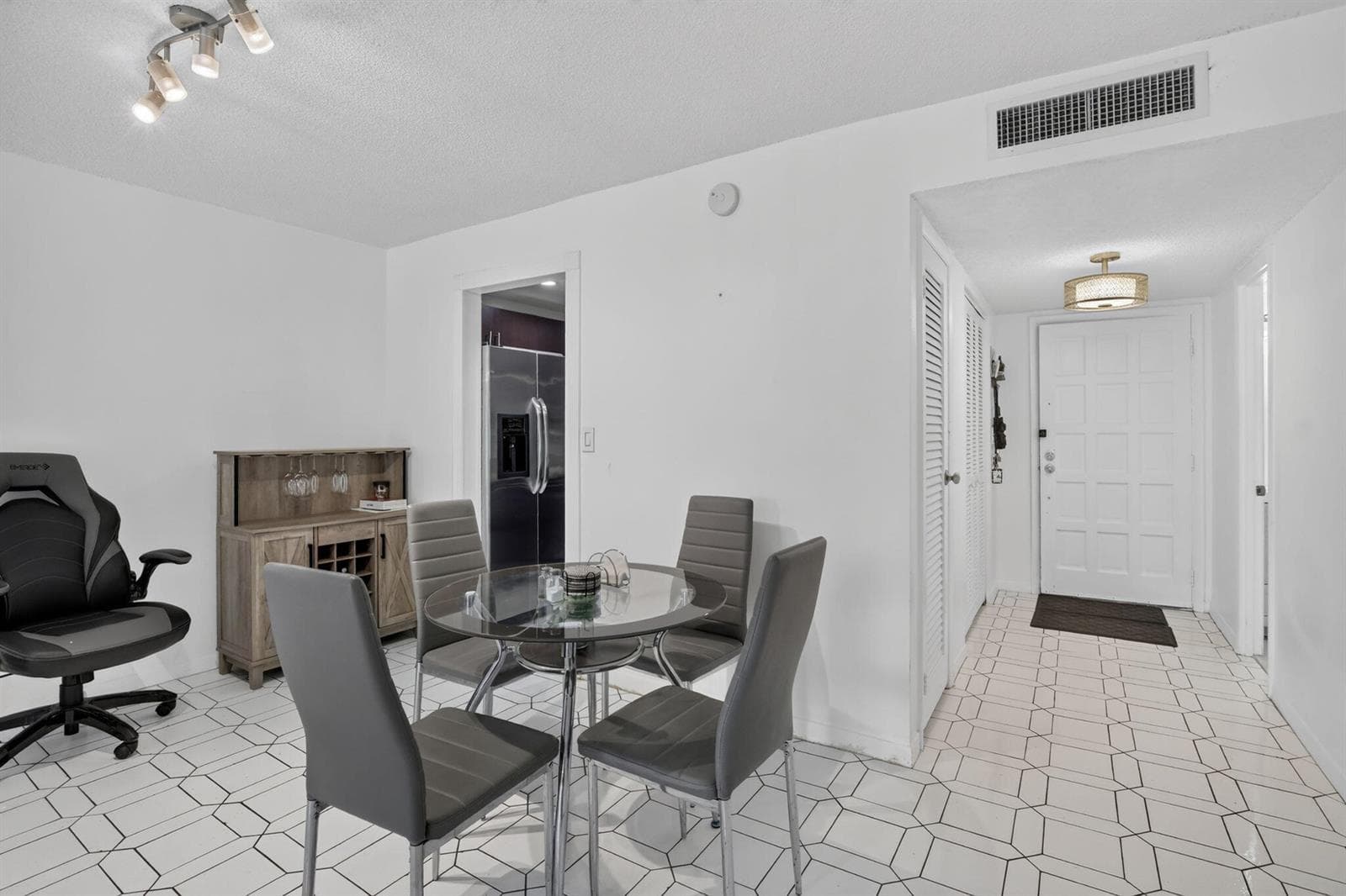 6001 N Falls Circle Drive # 306, Lauderhill FL 33319 photo 4