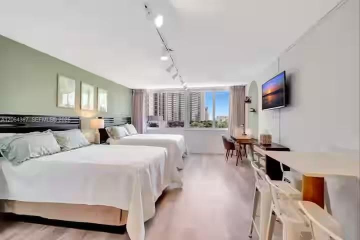 19201 Collins Ave # 540, Sunny Isles Beach FL 33160 photo 5