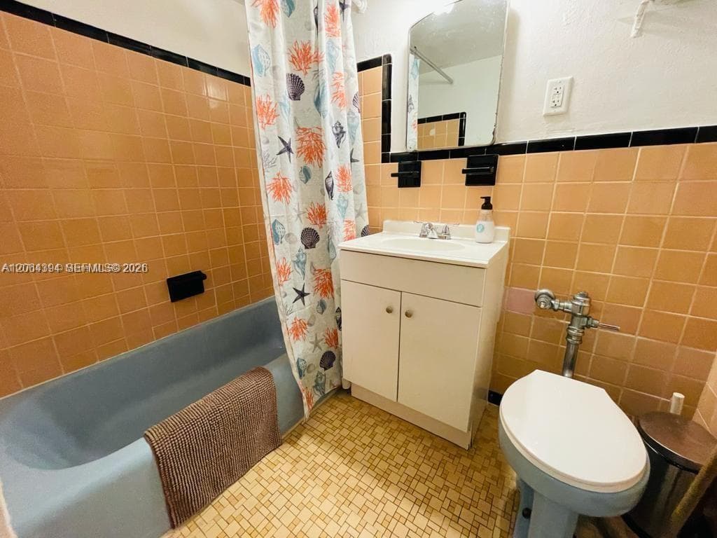 6484 iIndian Creek # 111, Miami Beach FL 33141 photo 3