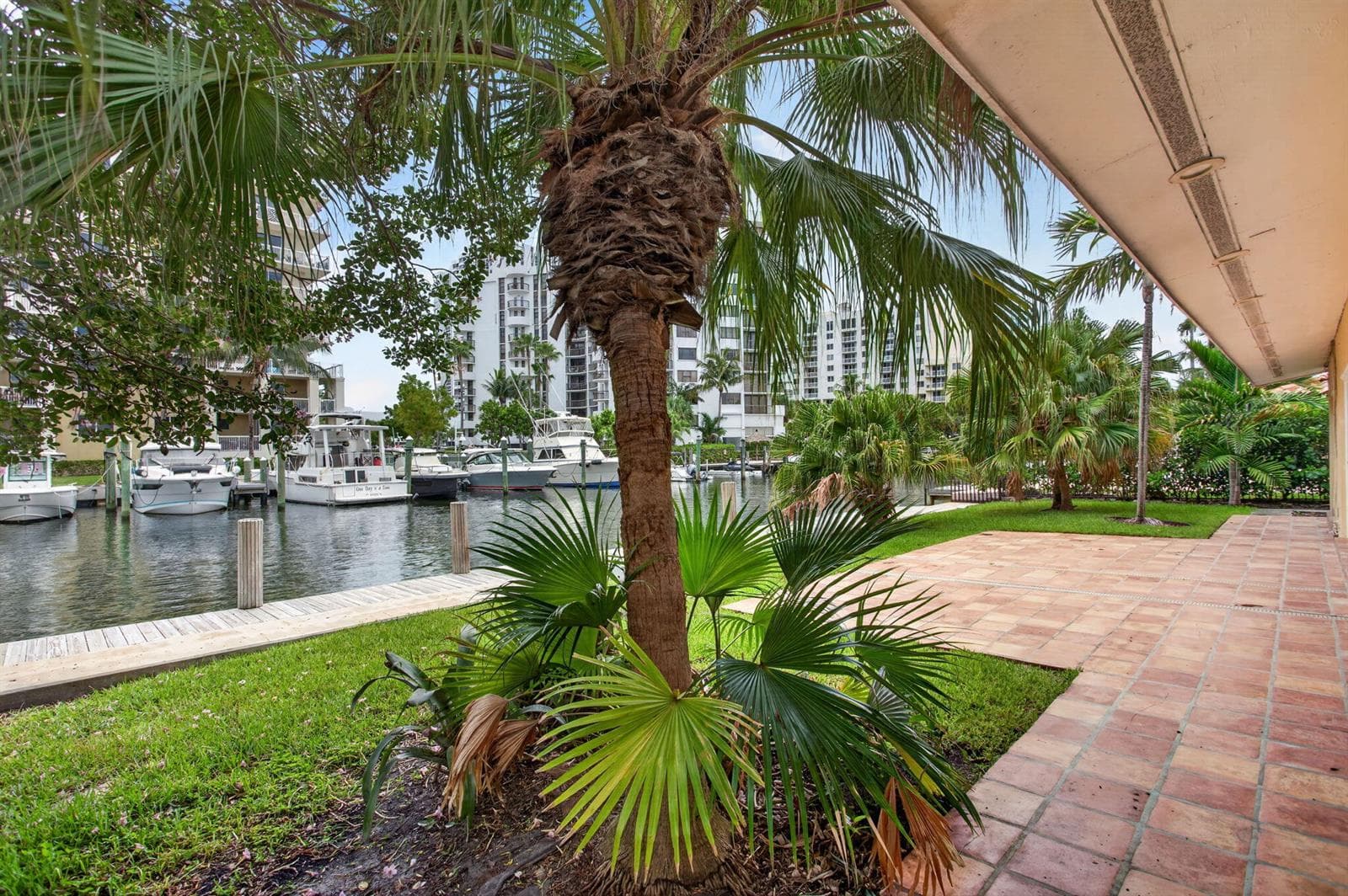 1390 E Terra Mar Drive, Pompano Beach FL 33062 photo 5