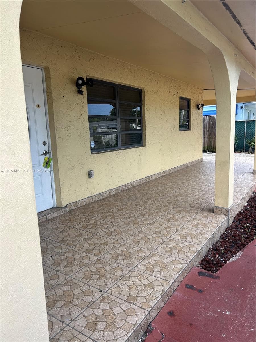 19710 NW 51st Ave, Miami Gardens FL 33055 photo 2