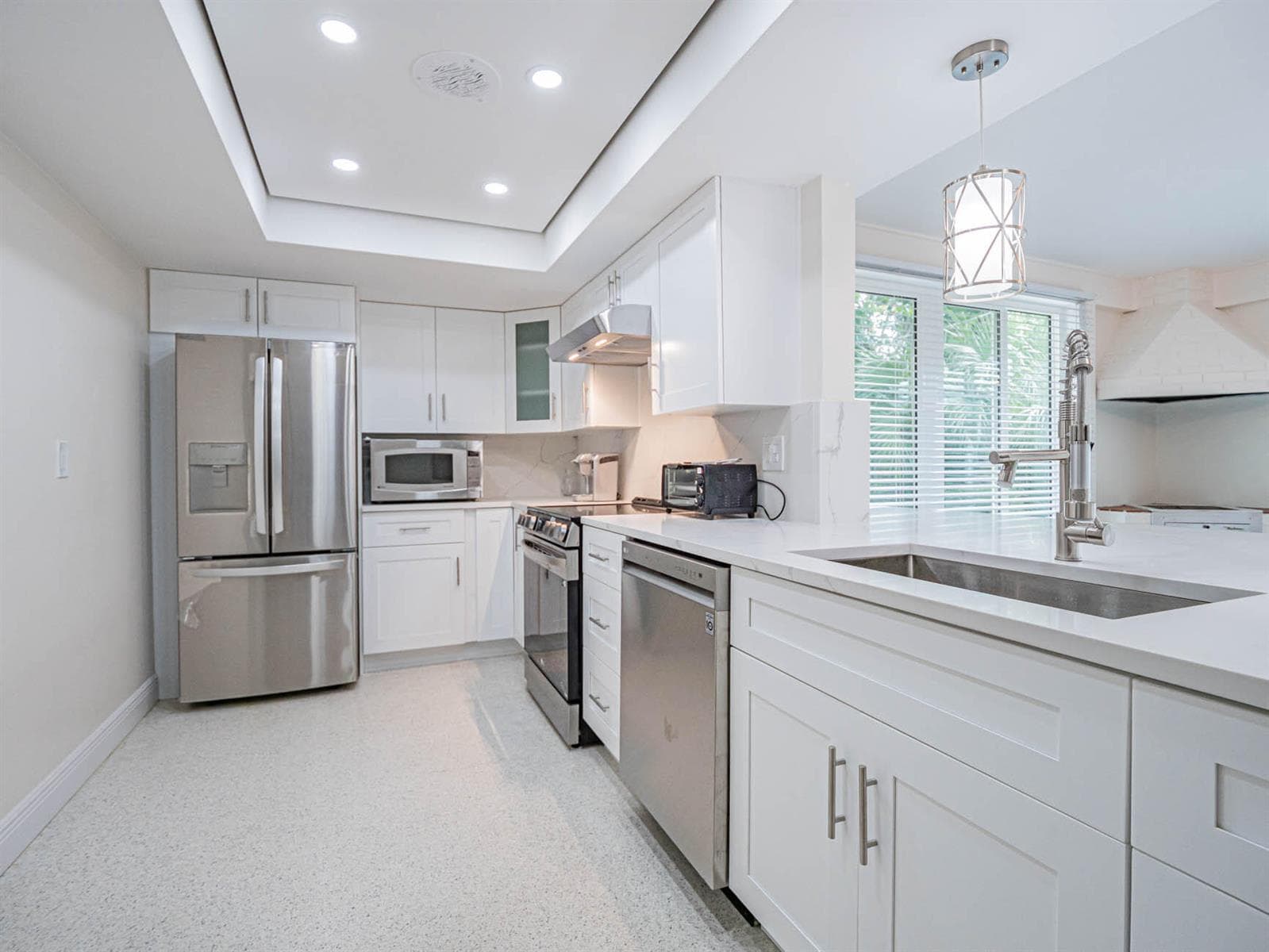 626 Honeysuckle Lane, Vero Beach FL 32963 photo 4