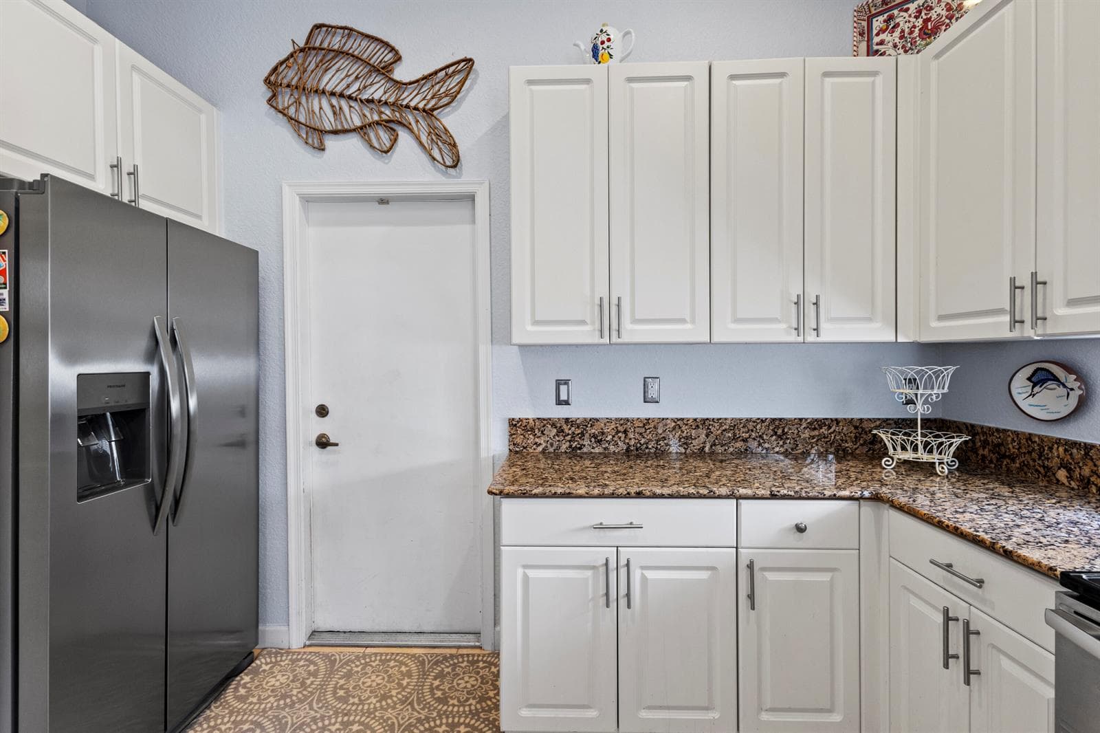 7085 SE CRICKET Court, Stuart FL 34997 photo 5