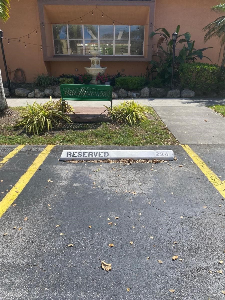 9400 W Flagler St # 312, Miami, FL 33174 photo 3