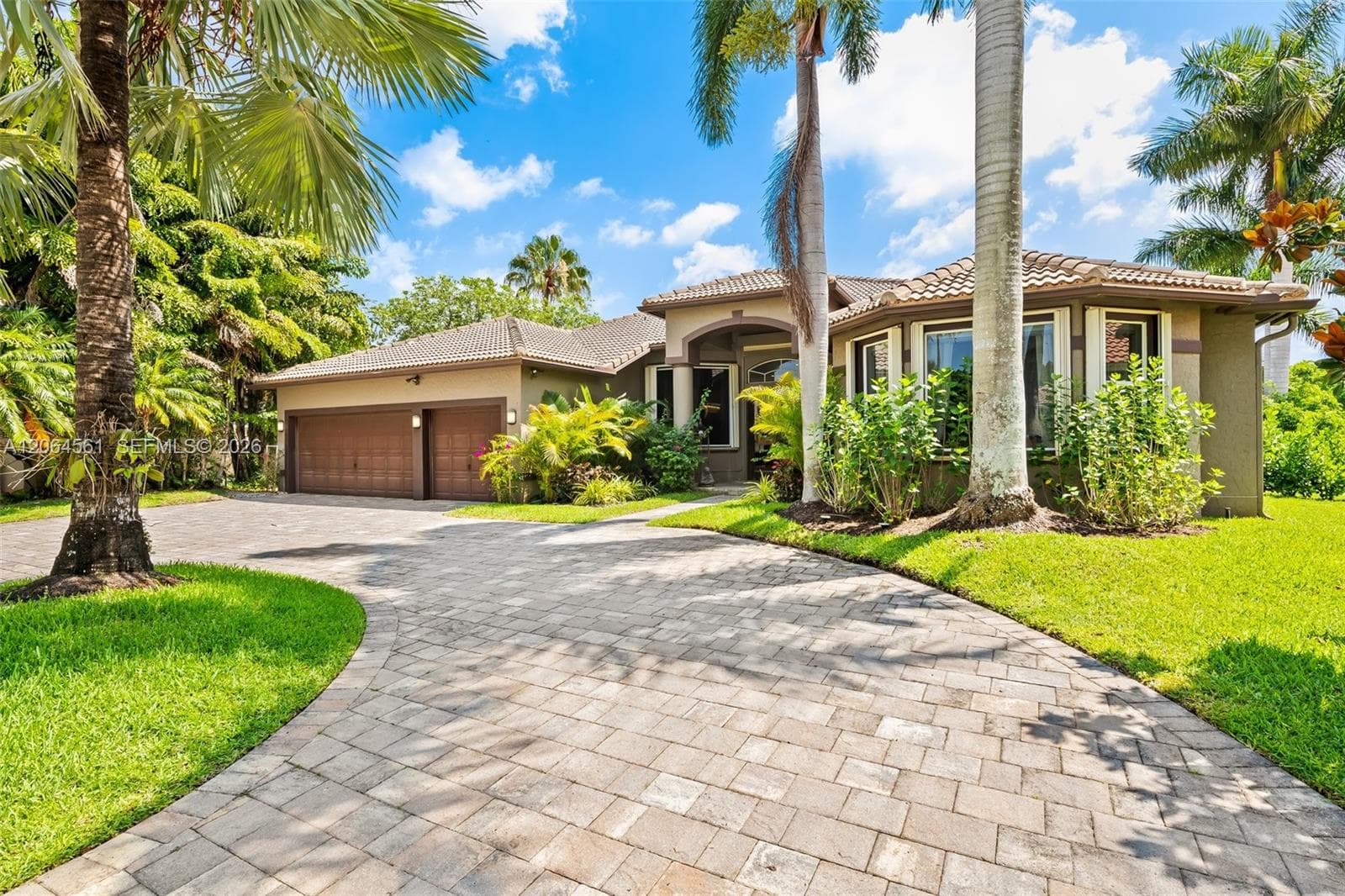 2498 Eagle Run Dr, Weston FL 33327 photo 5