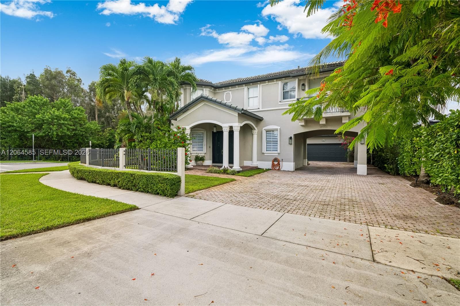 14900 SW 10th St, Miami FL 33194 photo 2