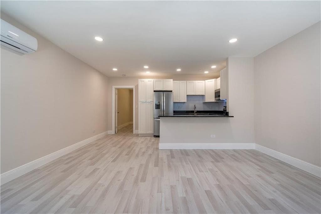 628 NE 8th Avenue # 4, Fort Lauderdale FL 33304 photo 2