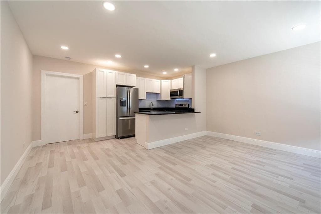 628 NE 8th Avenue # 4, Fort Lauderdale FL 33304 photo 3