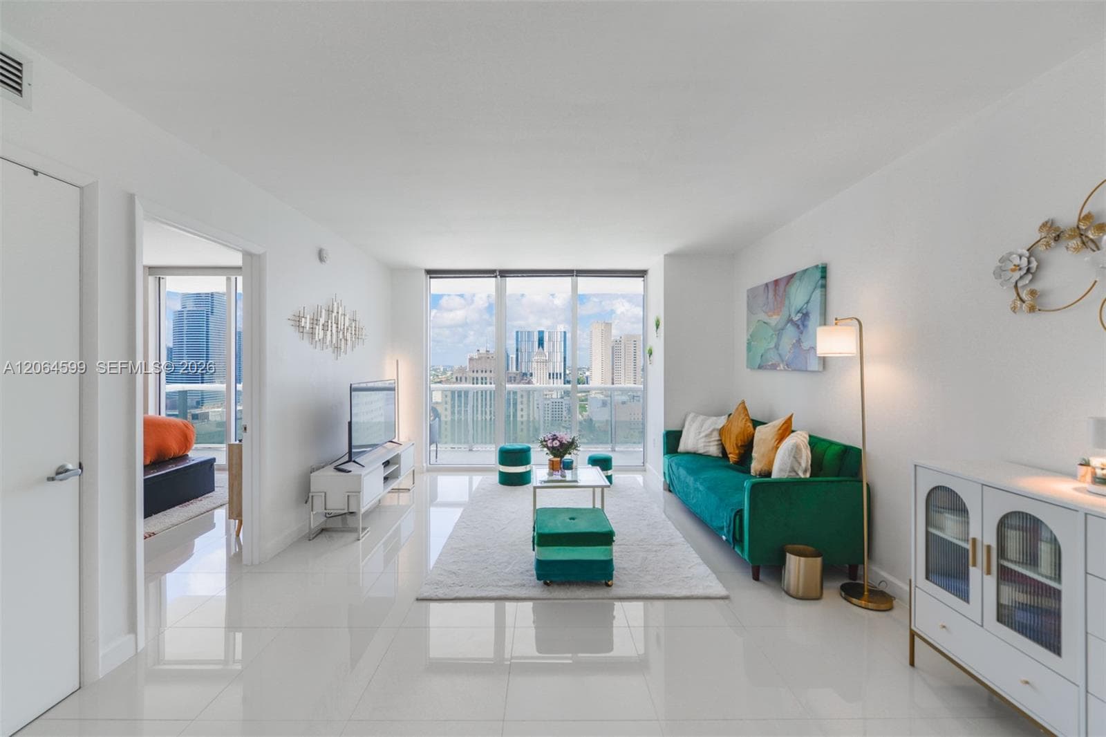 50 Biscayne Blvd # 2505, Miami FL 33132 photo 3