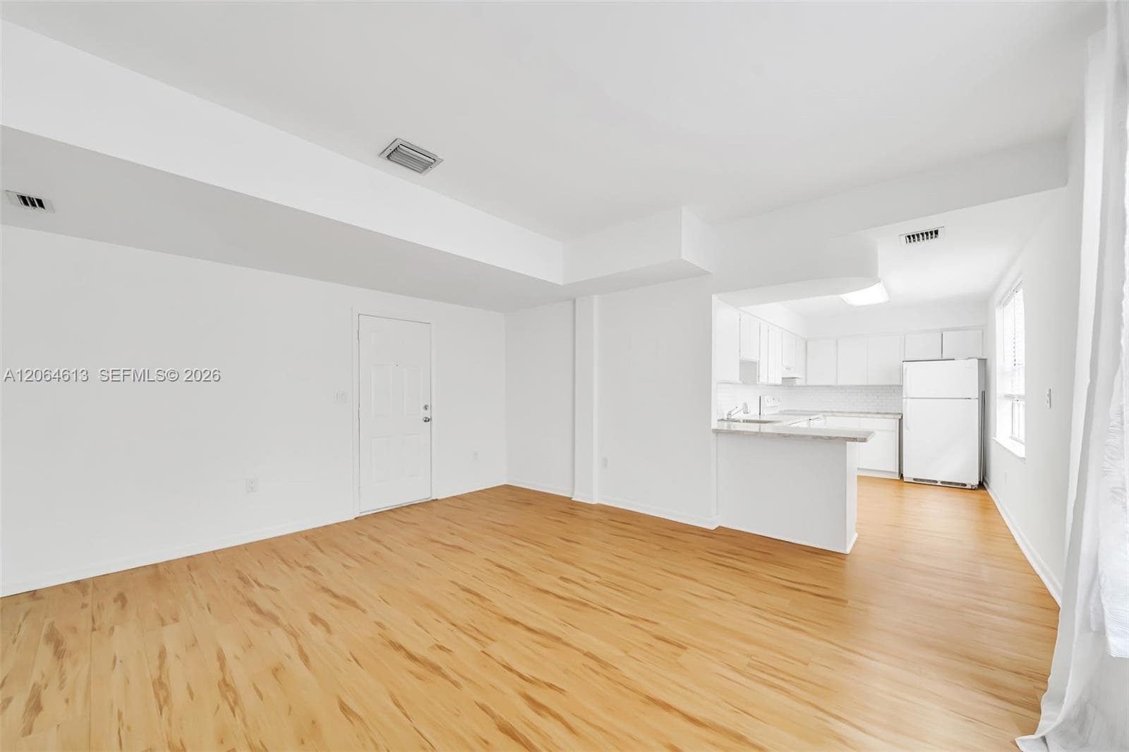 1051 Meridian Ave # 1D, Miami Beach FL 33139 photo 2