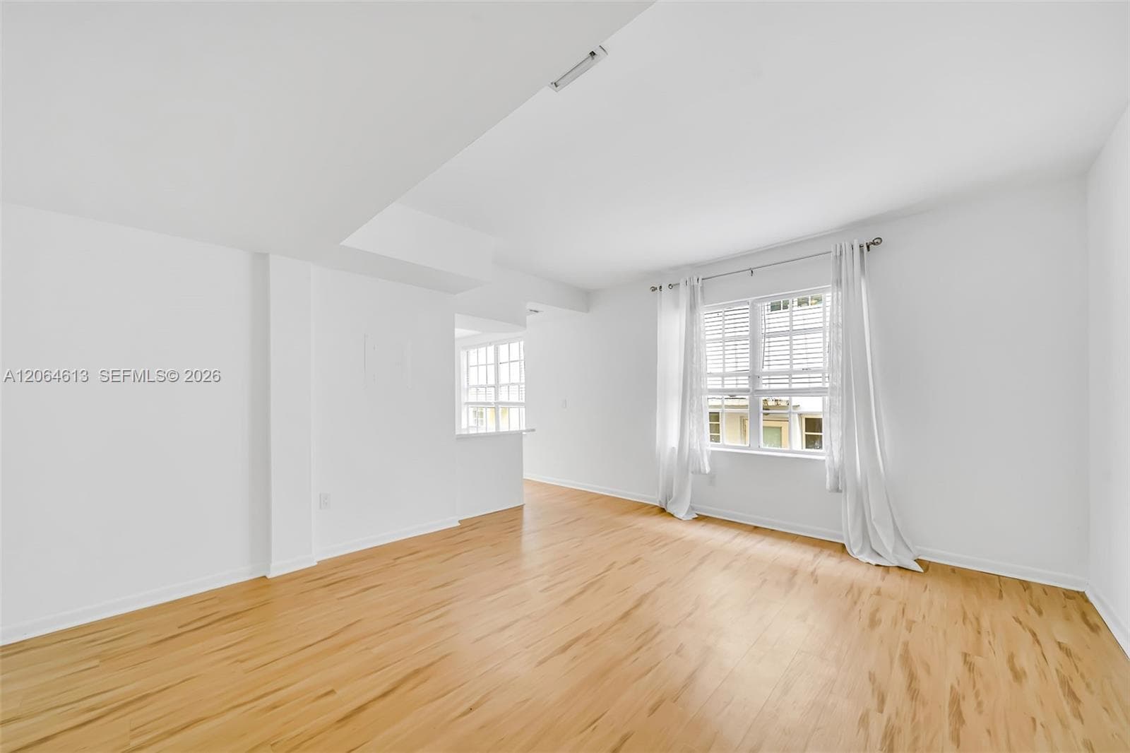 1051 Meridian Ave # 1D, Miami Beach FL 33139 photo 3
