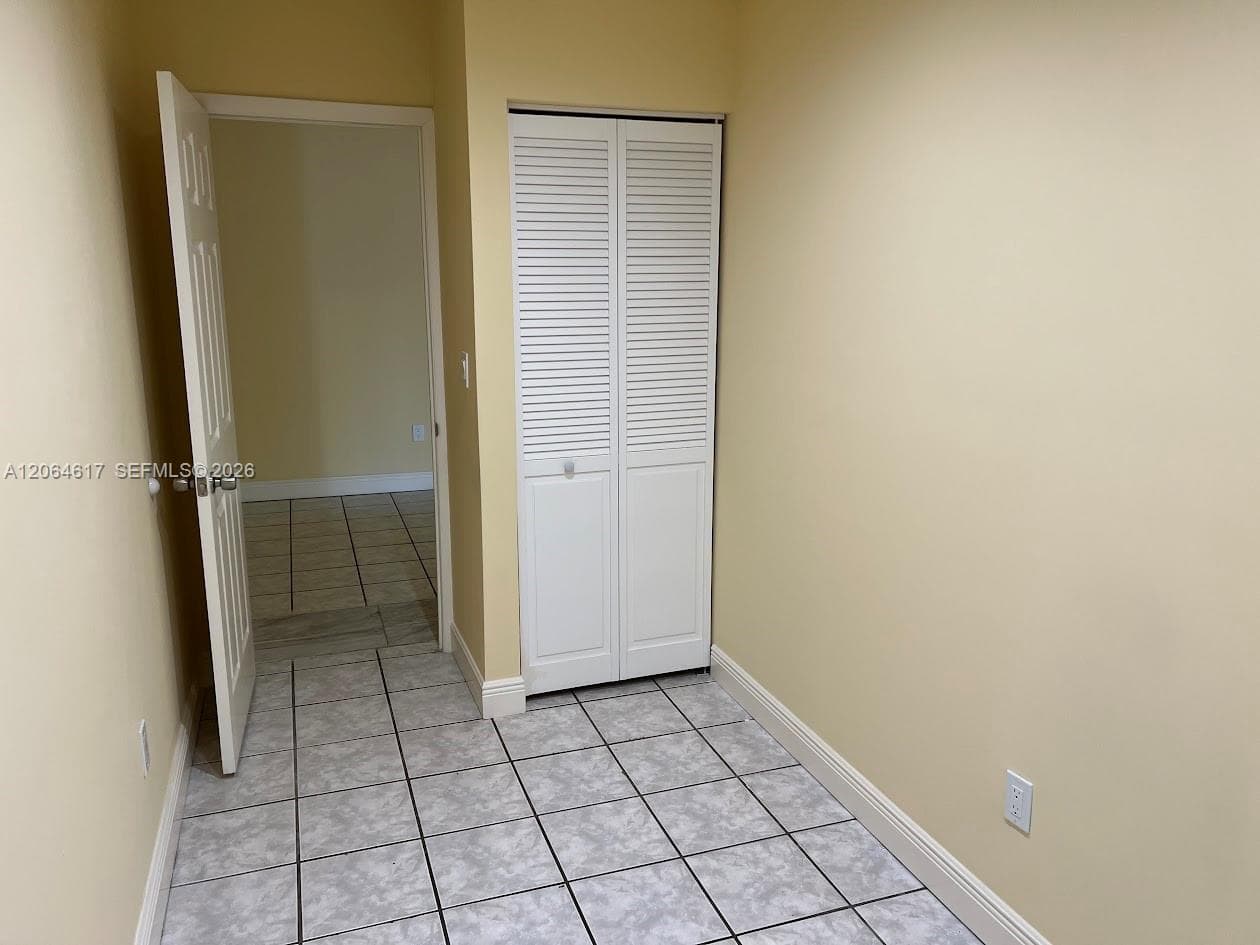 16982 NE 21st Ave # 16982, North Miami Beach FL 33162 photo 4