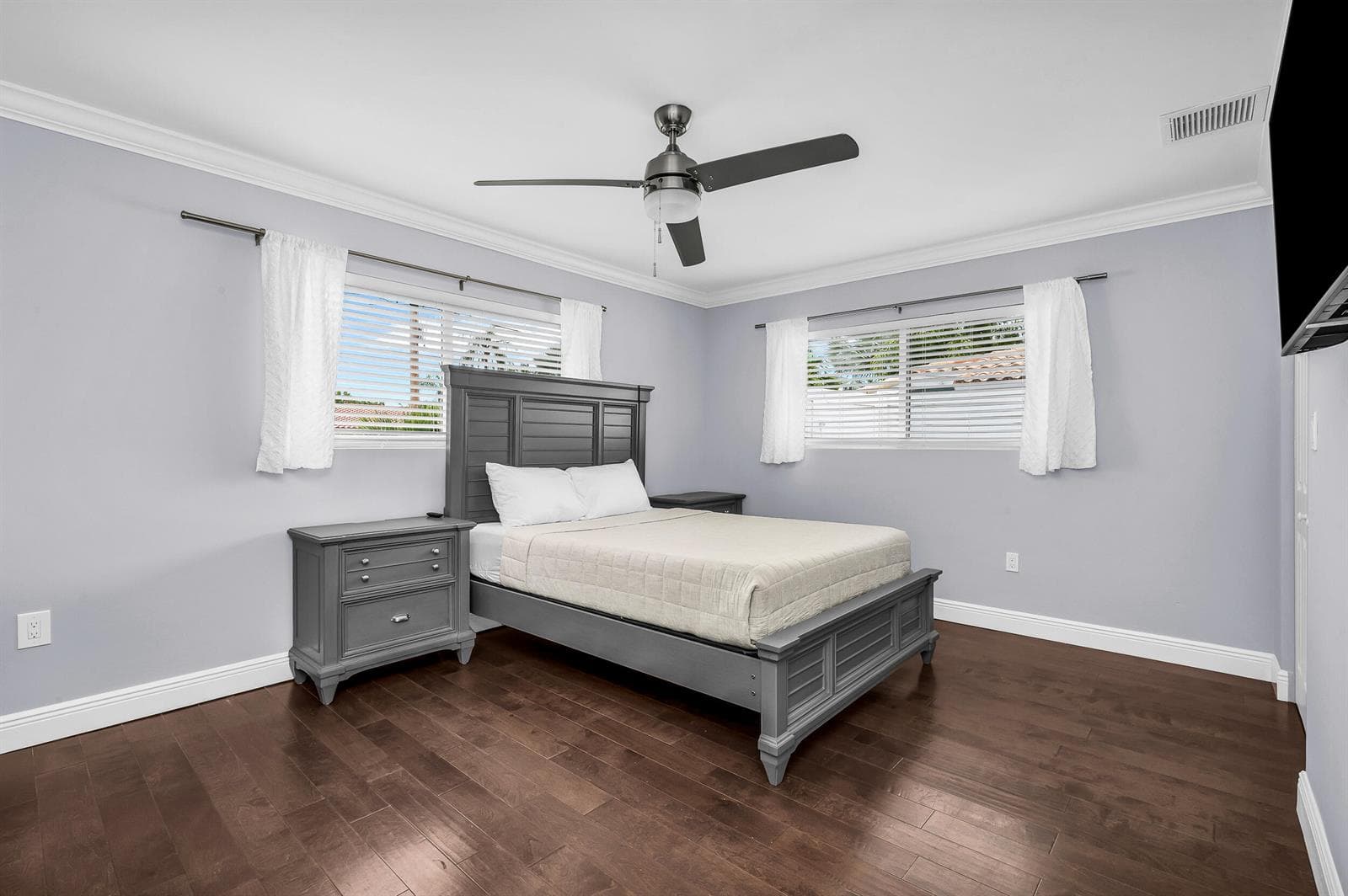249 SE 3RD Avenue, Pompano Beach FL 33060 photo 2