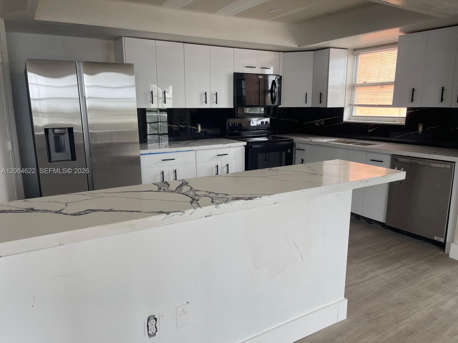 1301 NE Miami Gardens Dr # 326W, Miami FL 33179 photo 2