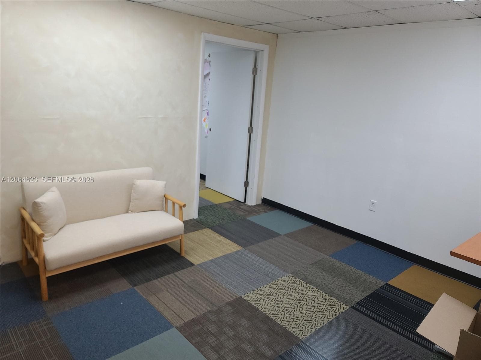 2530 SW 87 AV # I, Miami FL 33165