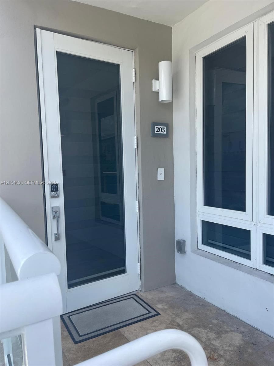 10220 NW 63rd Ter # 205, Doral FL 33178