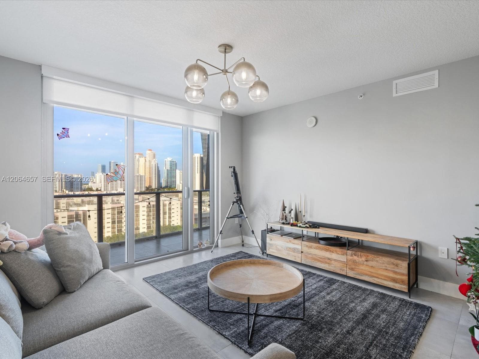 300 Sunny Isles Blvd # 1405, Sunny Isles Beach FL 33160 photo 3