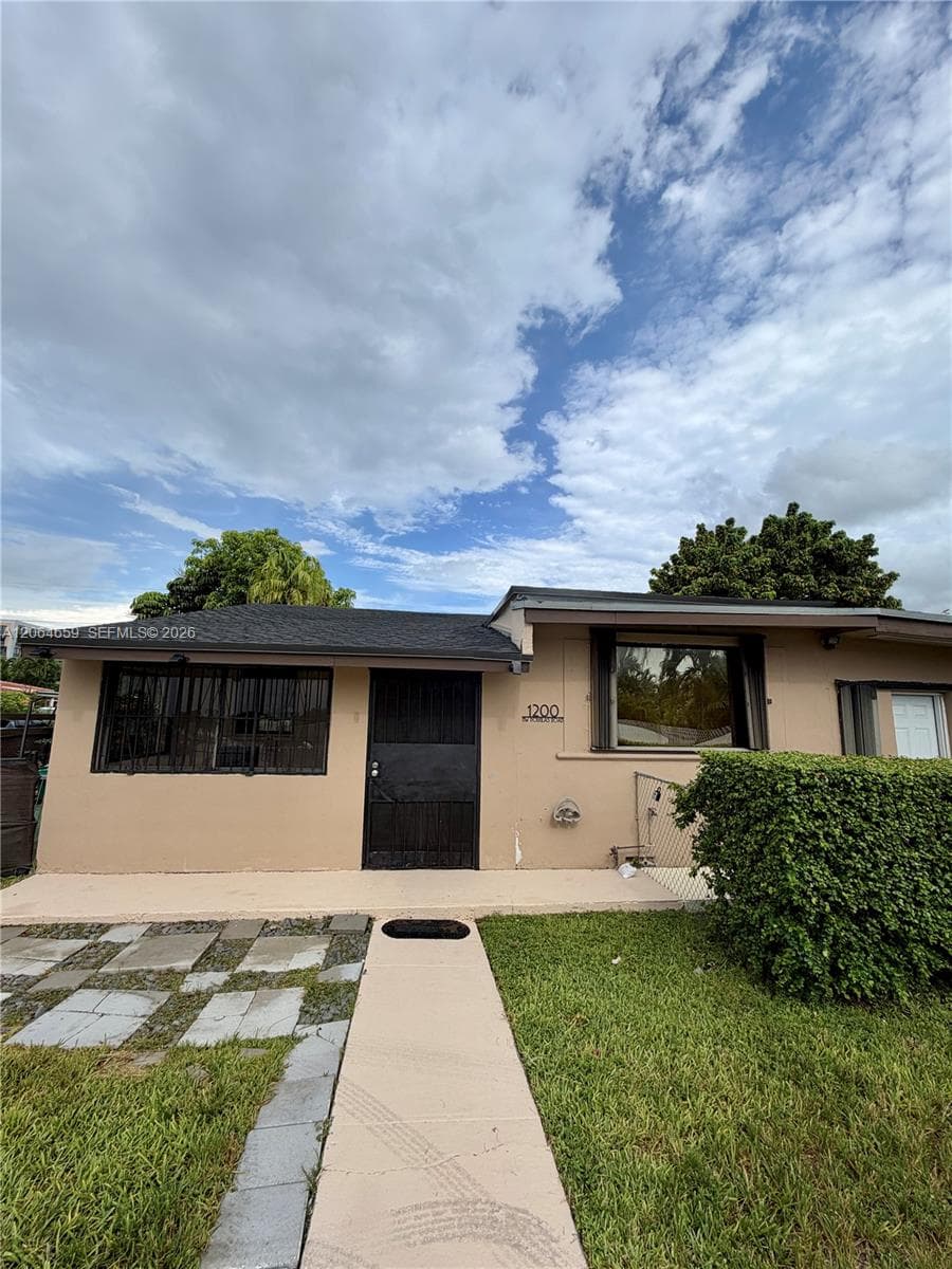 1200 NW 37th Ave # 2, Miami, FL 33125 photo 2