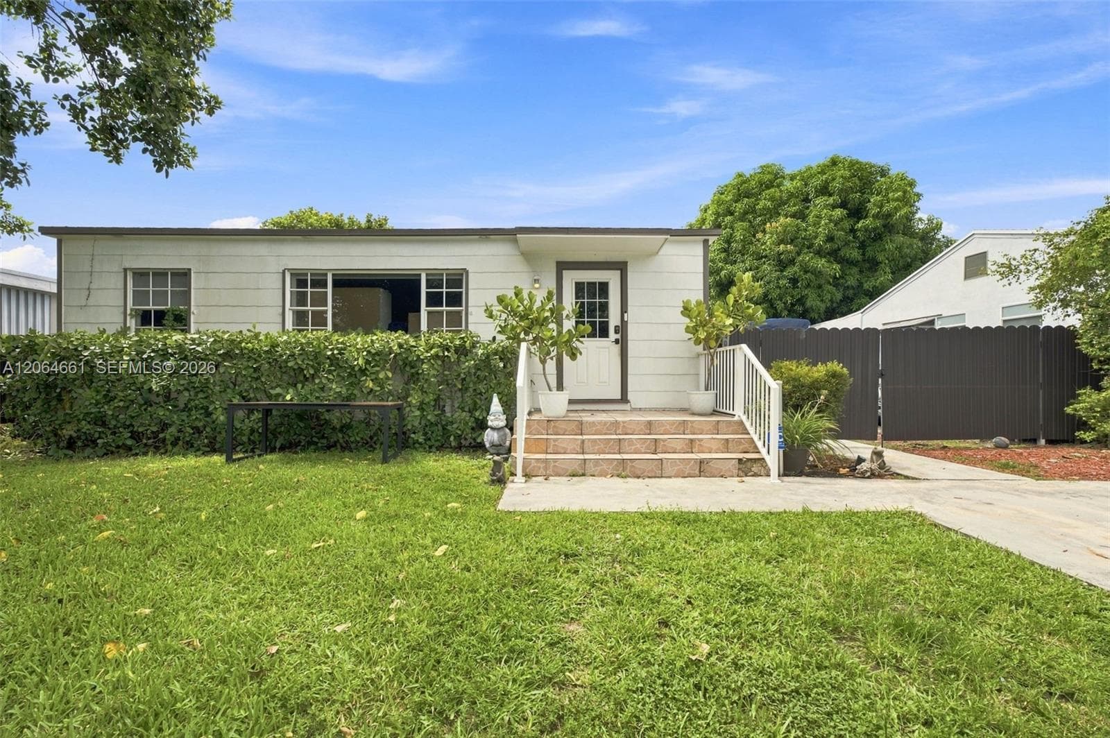 240 Carlisle Dr, Miami Springs FL 33166