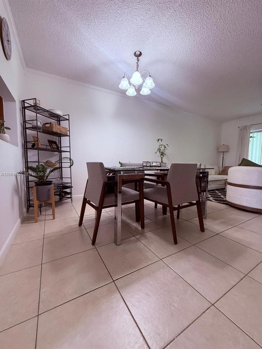 1055 Country Club Dr # 402, Margate FL 33063 photo 4