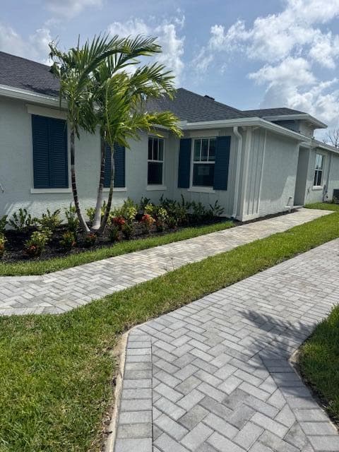 1545 SE CROSSWOOD Way, Port St. Lucie FL 34984
