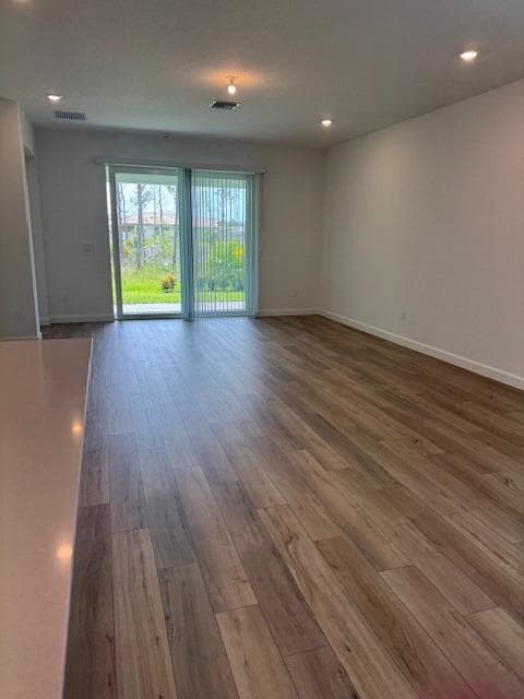 1545 SE CROSSWOOD Way, Port St. Lucie FL 34984 photo 4